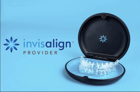 Invisalign clear aligner in carrying case